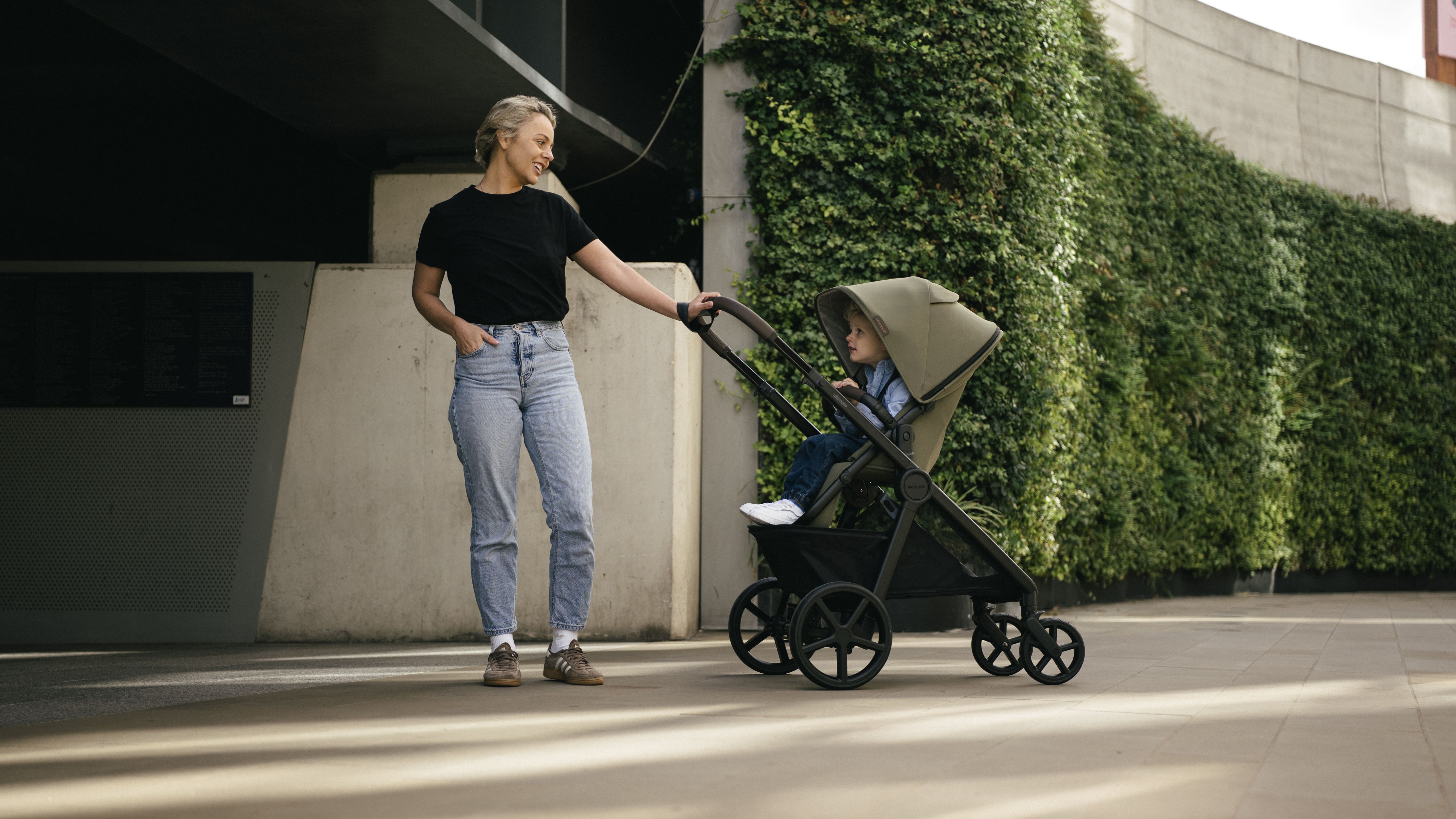 How to Choose the Perfect Mompush Stroller for Your Lifestyle: A Complete 2026 Guide