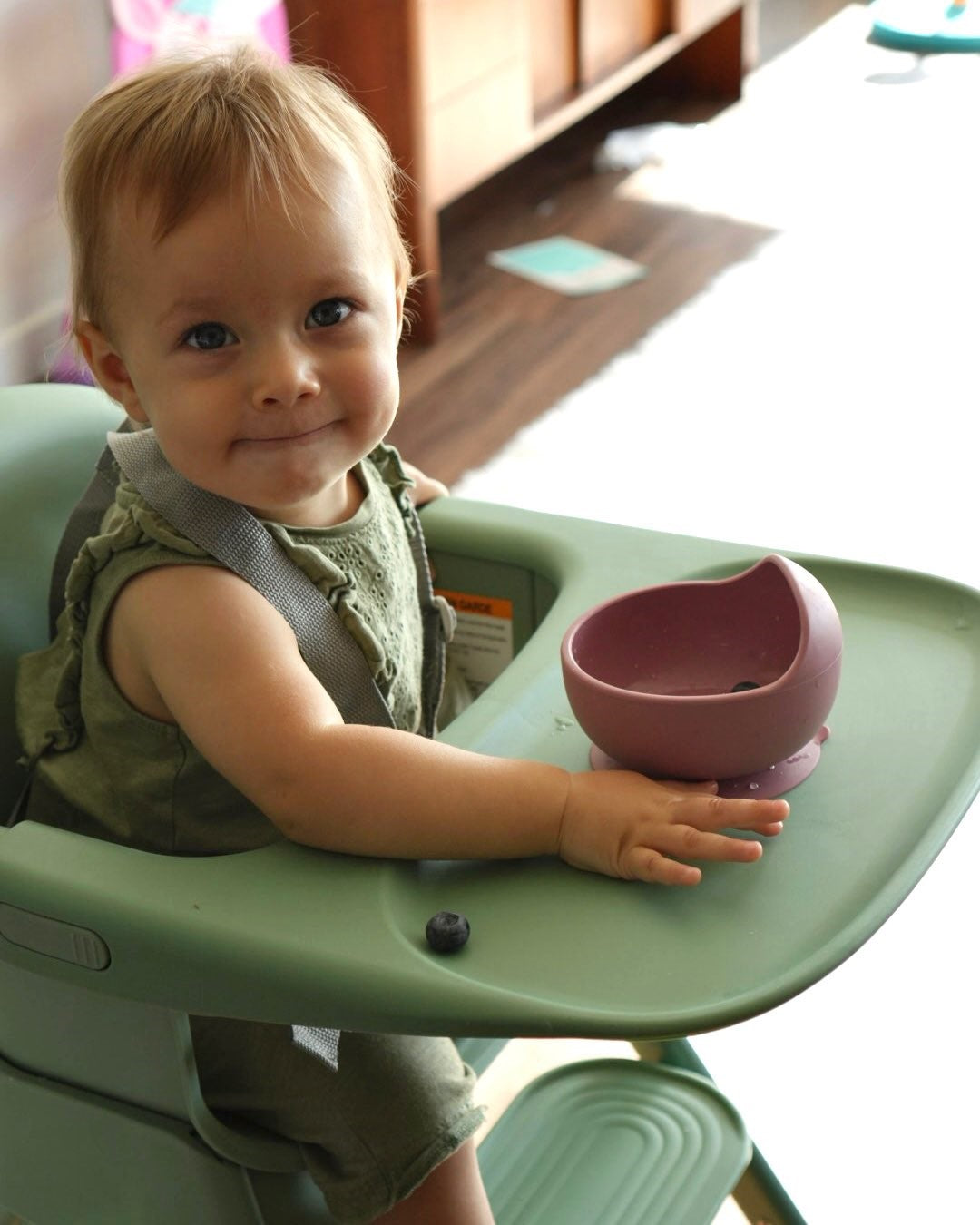 How to install the Mompush cup‑holder & car‑seat adapter